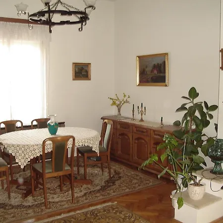 Apartman Lilla Apartmanház *