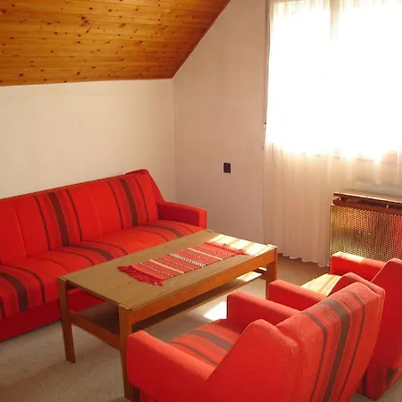 Apartman Lilla Apartmanház