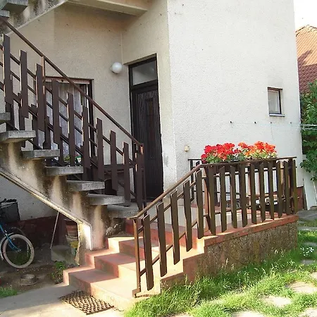 Apartman Lilla Apartmanház *
